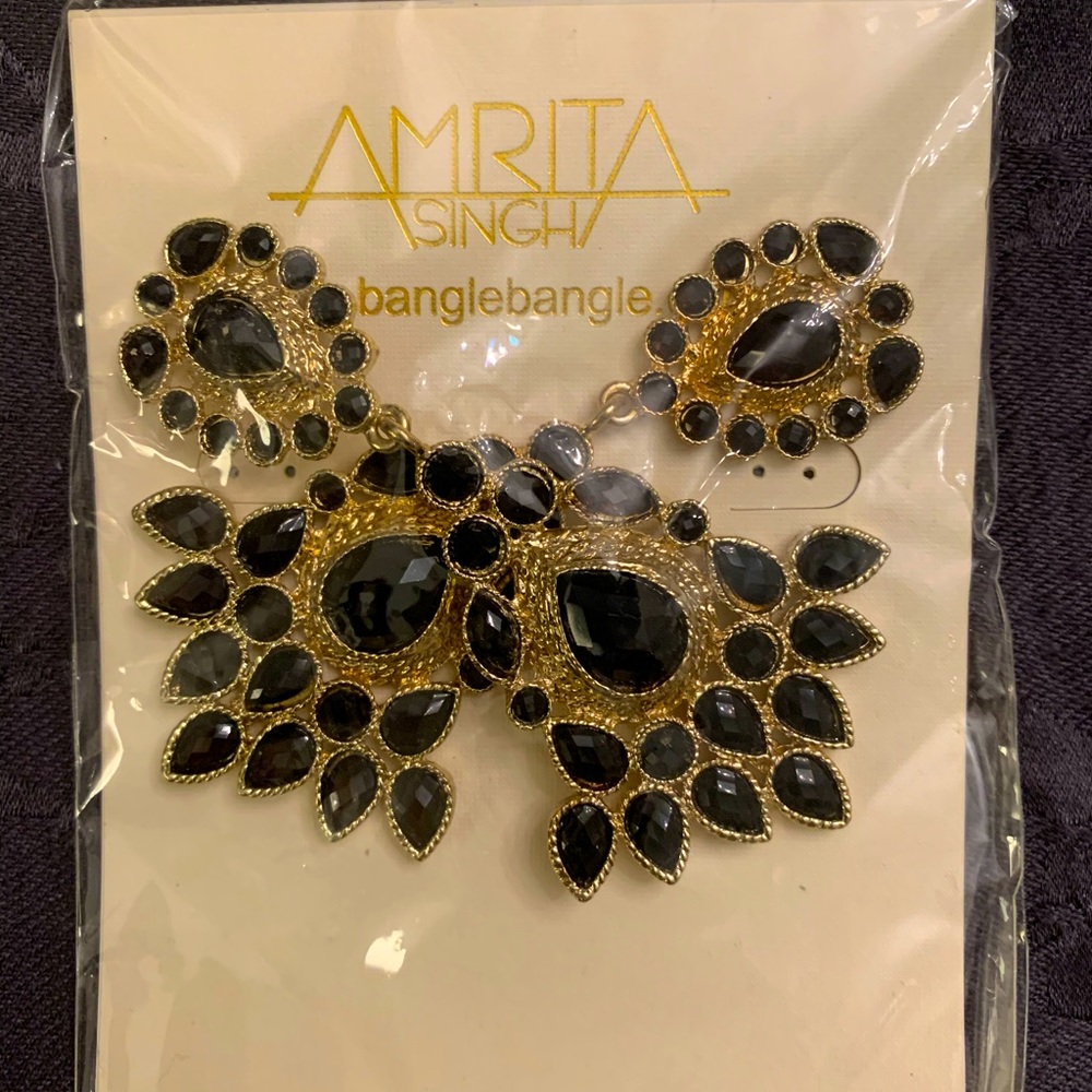 Chandelier earrings